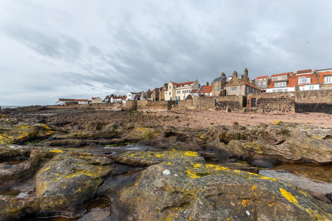 Stunning Shore Front House In Historic Cellardyke Anstruther Bagian luar foto