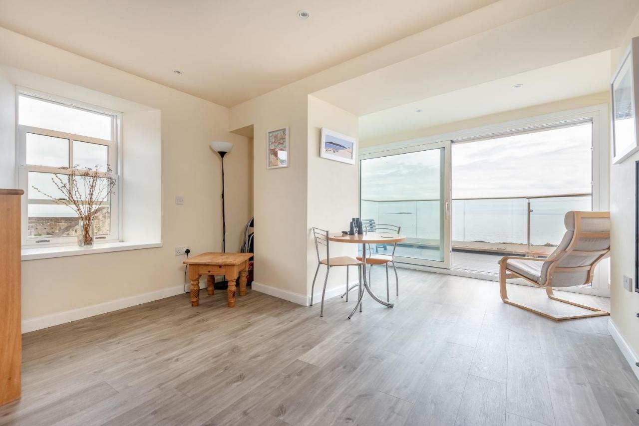 Stunning Shore Front House In Historic Cellardyke Anstruther Bagian luar foto